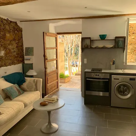 Apartman Maison A Porticciolo, Ideale Pour Un Couple